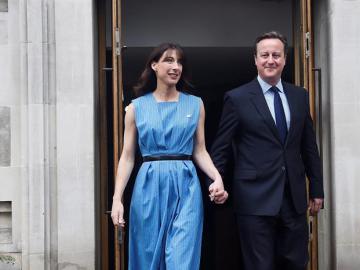 David Cameron vota junto a su mujer en el referéndum David Cameron vota junto a su mujer en el referéndum