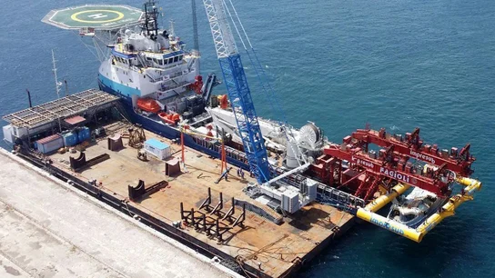 Recuperan una barcaza con 300 cadáveres de migrantes libios Recuperan una barcaza con 300 cadáveres de migrantes libios