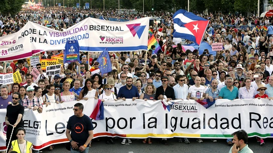 Pancarta que encabeza la marcha del Orgullo en Madrid Pancarta que encabeza la marcha del Orgullo en Madrid