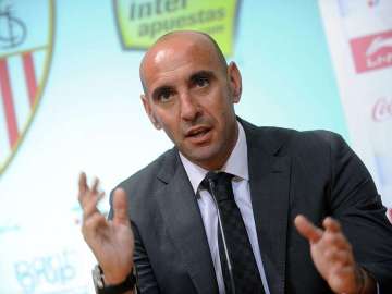 Monchi en rueda de prensa Monchi en rueda de prensa