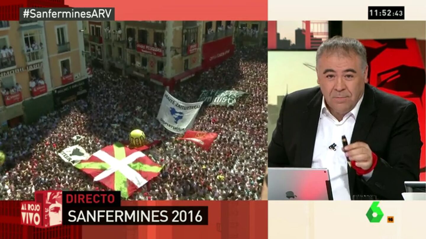 Frame 85.376815 de: Pardo, a Ferreras: "Llevas camisa blanca, te han tenido que apretar un poco, pero me alegro"
