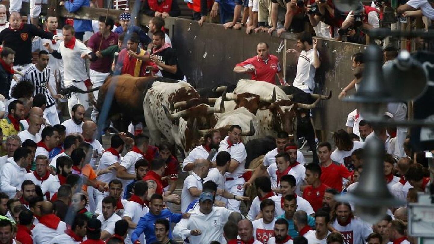 Imagen del primer encierro de San Ferm&iacute;n en 2016