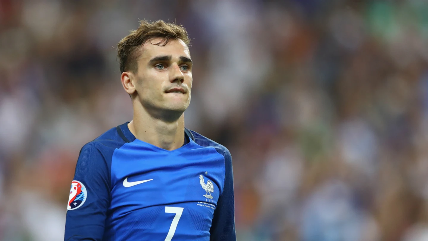 Griezmann se muerde el labio Griezmann se muerde el labio