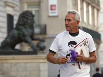 Diego Cañamero acude al Congreso con una camiseta de Andrés Bódalo Diego Cañamero acude al Congreso con una camiseta de Andrés Bódalo