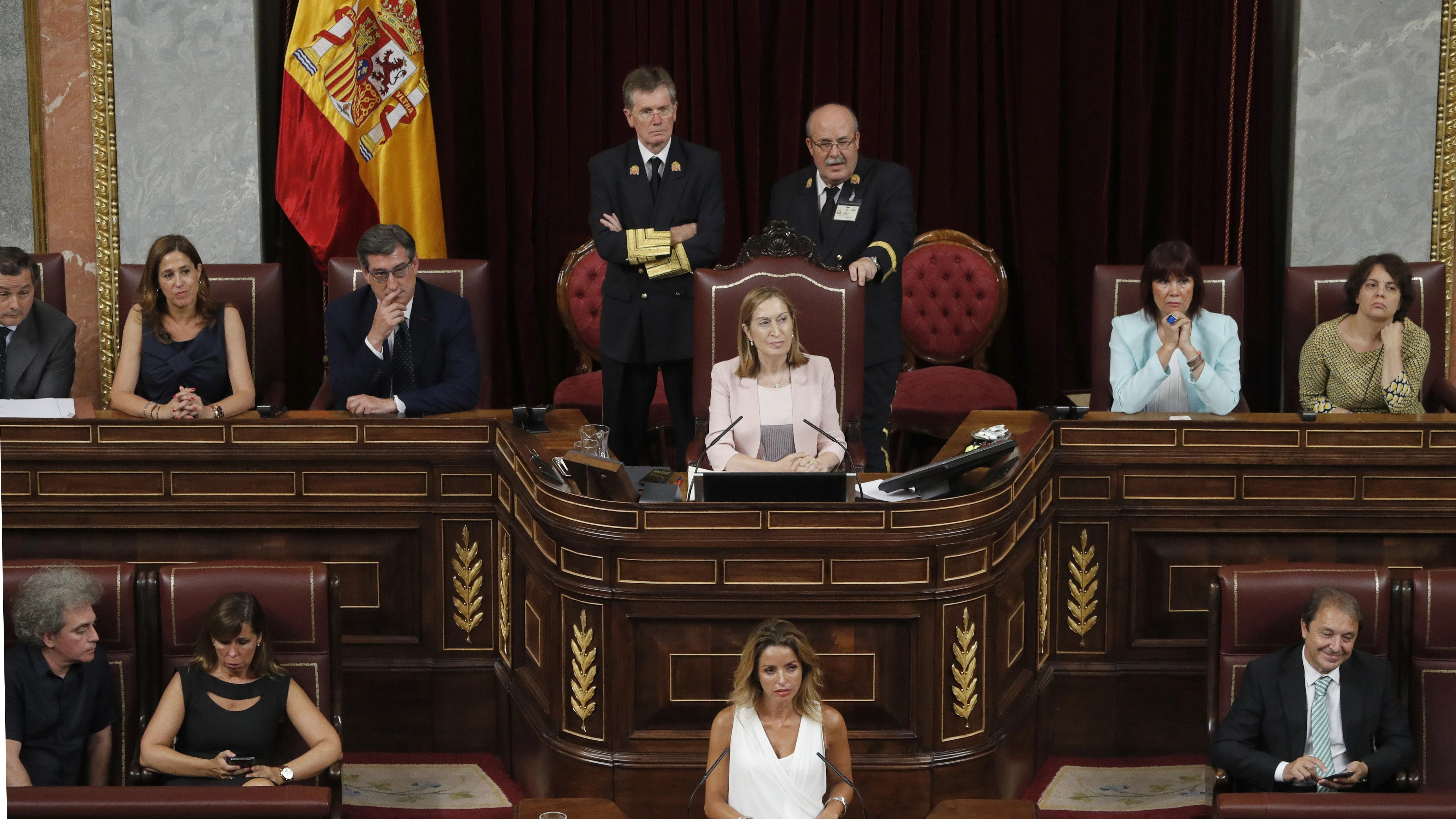Miembros de la nueva Mesa del Congreso de los Diputados. Miembros de la nueva Mesa del Congreso de los Diputados.
