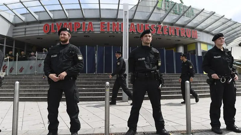 Policías armados en Múnich