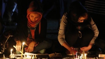 Homenaje a las víctimas del atentado en Kabul