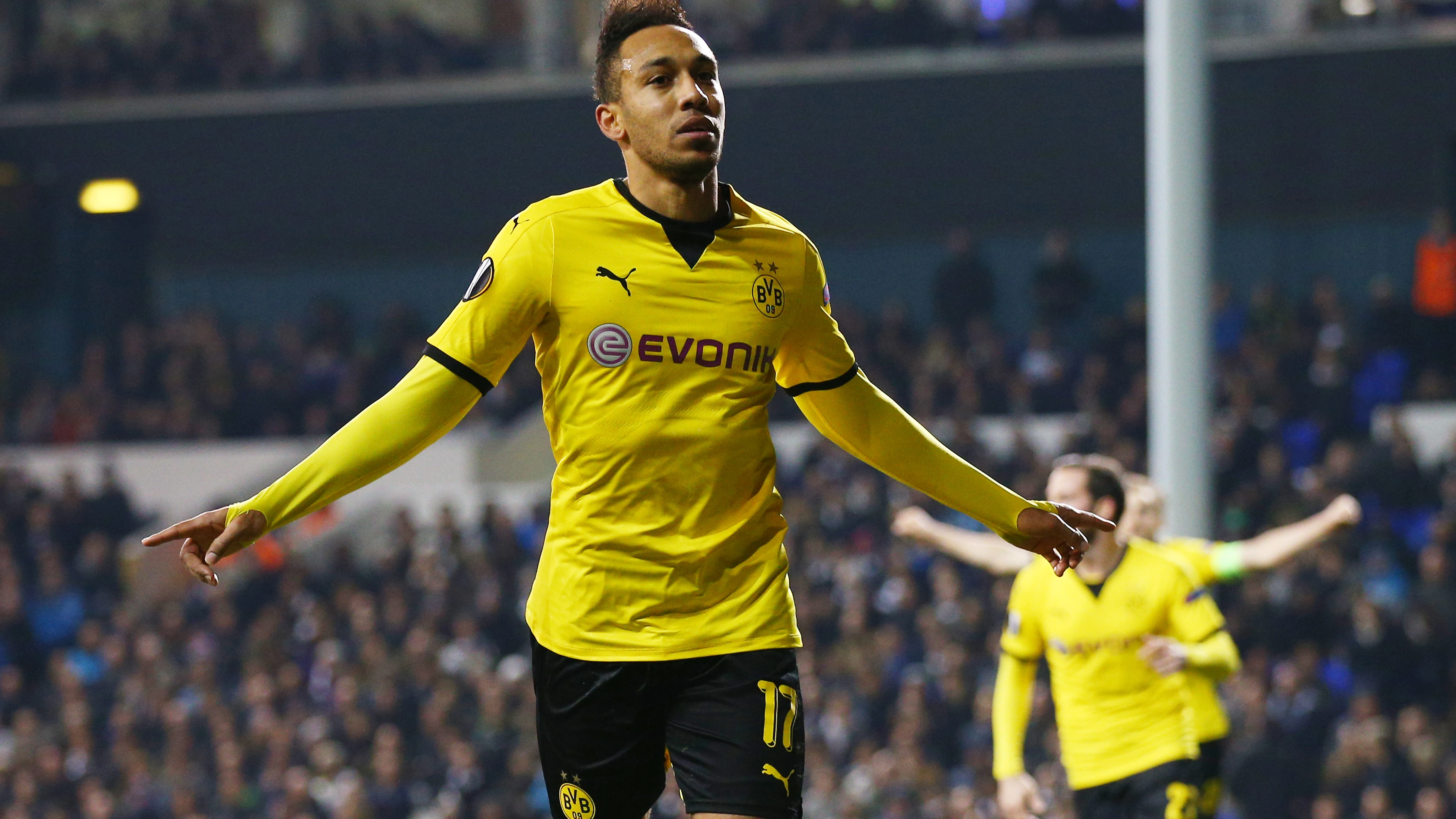 Aubameyang celebra un gol con el Borussia Dortmund