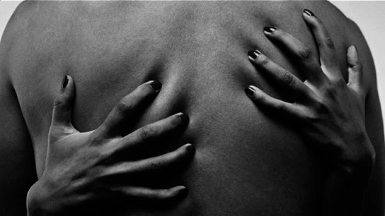 Una pareja practicando sexo Una pareja practicando sexo