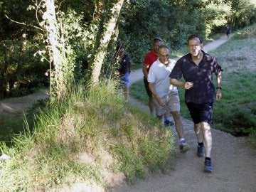 Mariano Rajoy acompañado por José Benito Suárez, marido de la presidenta del Congreso, y el vicepresidente de la Xunta de Galicia, Alfonso Rueda. Mariano Rajoy acompañado por José Benito Suárez, marido de la presidenta del Congreso, y el vicepresidente de la Xunta de Galicia, Alfonso Rueda.