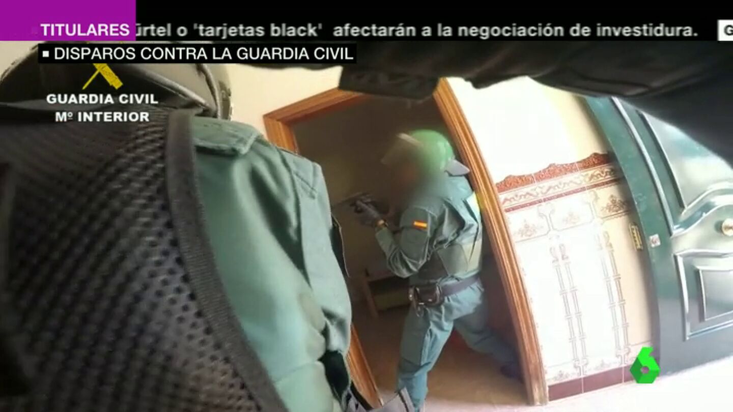 Varios agentes participan en un tiroteo con una familia gitana