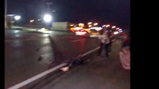 Un veh&iacute;culo atropella a un joven en Ferguson en el segundo aniversario de la muerte de Michael Brown
