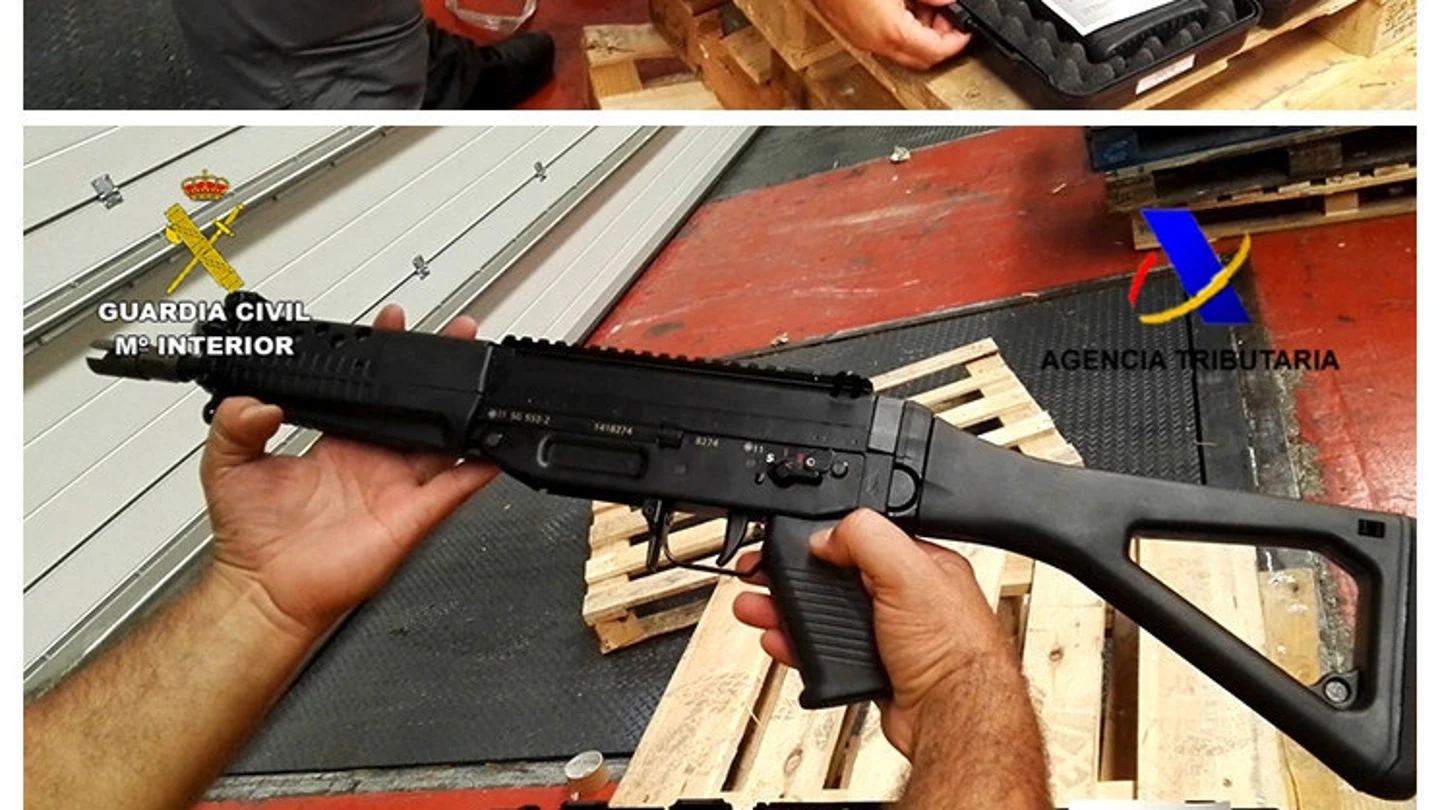 Interceptan en Algeciras un cargamento de más de 800 armas con destino a EEUU Interceptan en Algeciras un cargamento de más de 800 armas con destino a EEUU