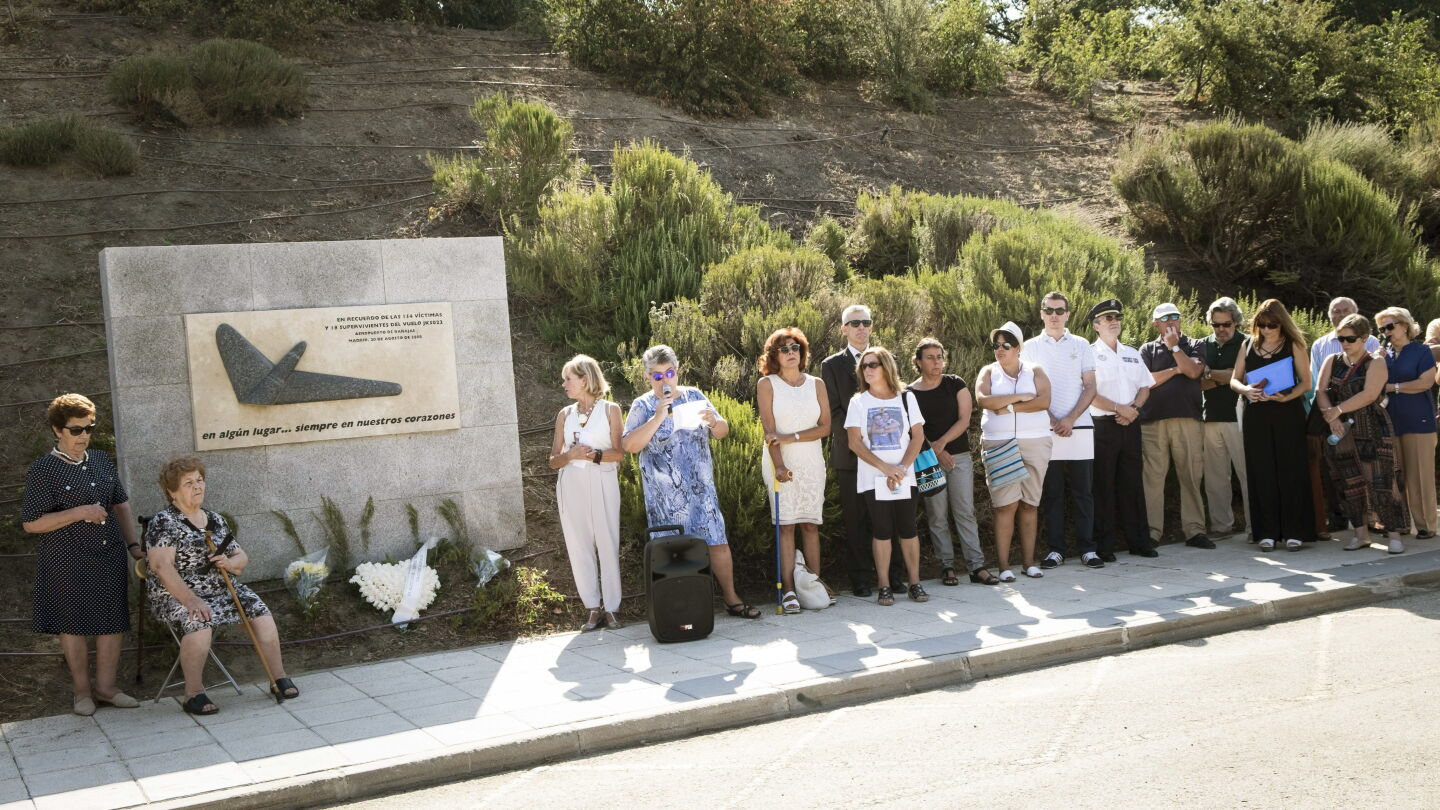 Homenaje a las v&iacute;ctimas del accidente de Spanair