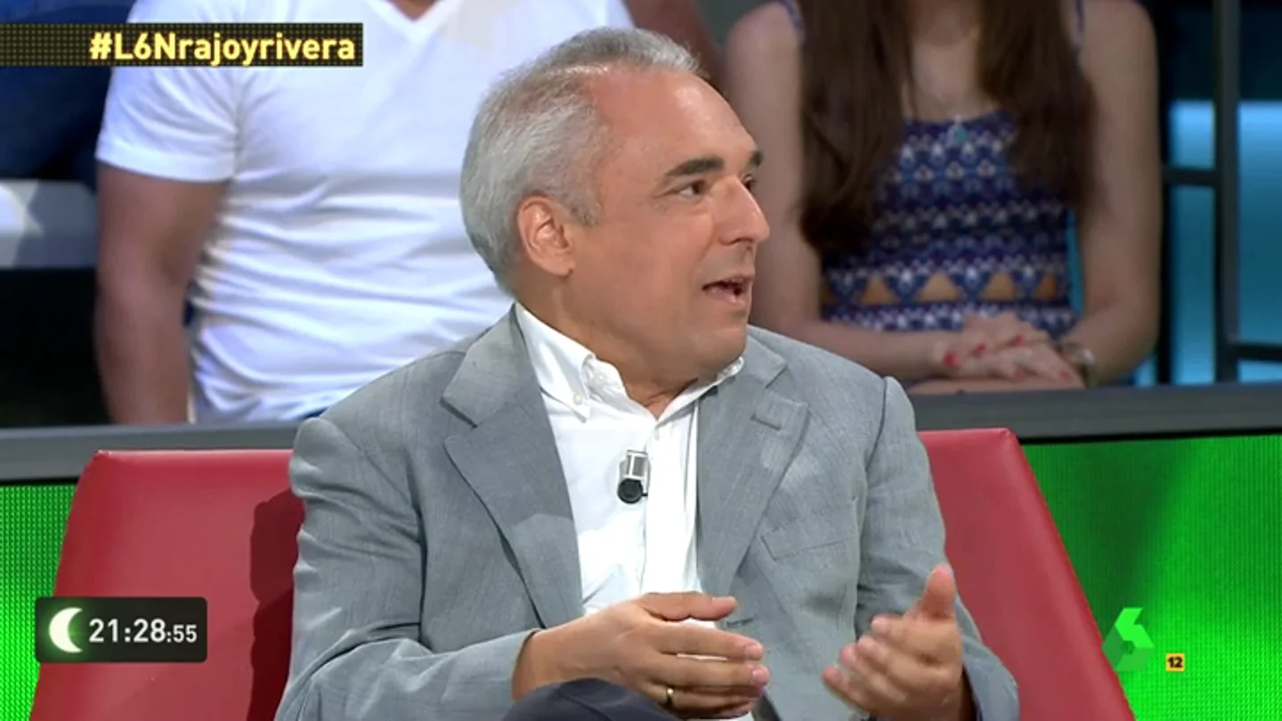Frame 10.854491 de: Rafael Simancas: "No vamos a votar al candidato de los contratos basura, de la ley mordaza, de las reválidas…" Frame 10.854491 de: Rafael Simancas: "No vamos a votar al candidato de los contratos basura, de la ley mordaza, de las reválidas…"