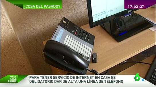 Frame 94.60586 de: &iquest;Est&aacute; el tel&eacute;fono fijo en v&iacute;as de extinci&oacute;n?