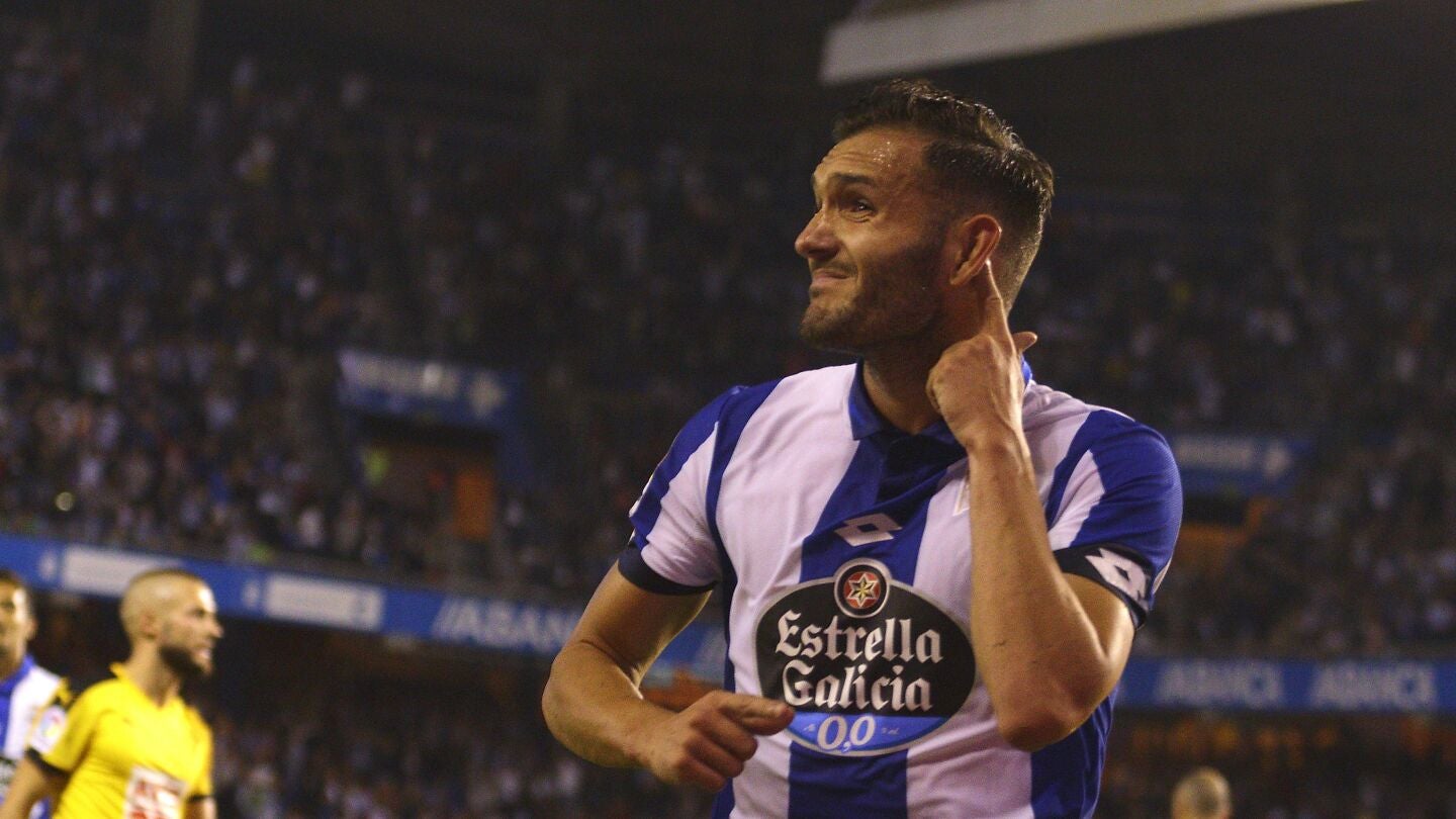 Lucas P&eacute;rez en un partido con el Deportivo de la Coru&ntilde;a