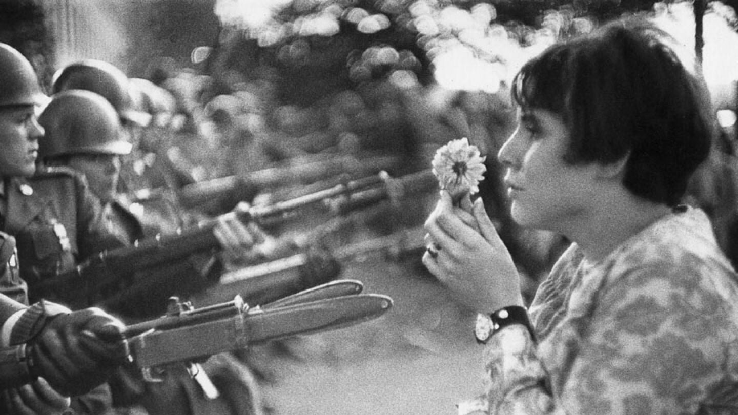 Washington, 21 de octubre de 1967. Marcha ante el Pent&aacute;gono en favor de la paz en Vietnam