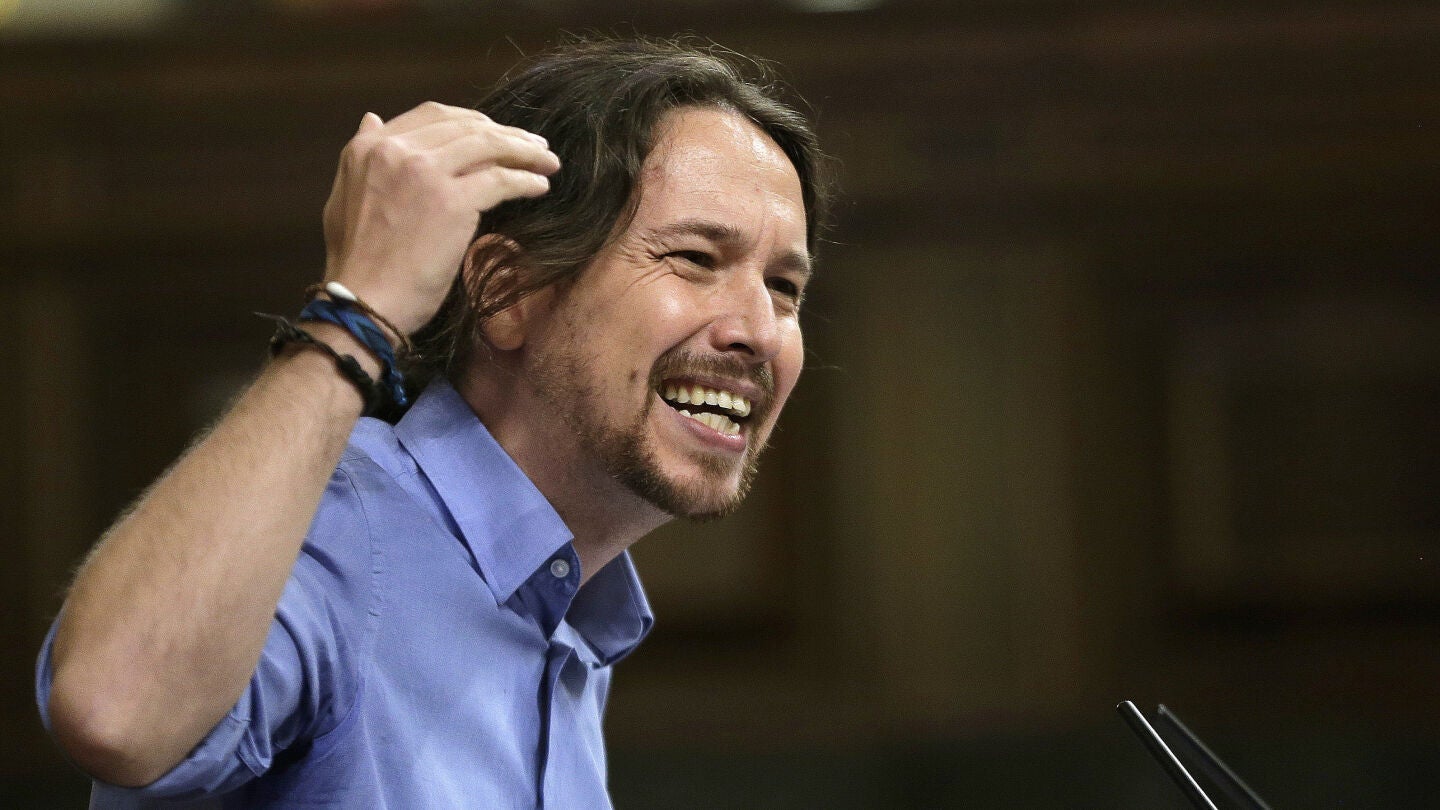 Pablo Iglesias, a Mariano Rajoy: "Es mentira que vayan a combatir la corrupci&oacute;n; ustedes lo son, est&aacute; en sus genes"