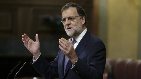 Mariano Rajoy a Pedro Sánchez: "No abuse, con que me diga que 'no' ya es suficiente, tranquilícese" Mariano Rajoy a Pedro Sánchez: "No abuse, con que me diga que 'no' ya es suficiente, tranquilícese"