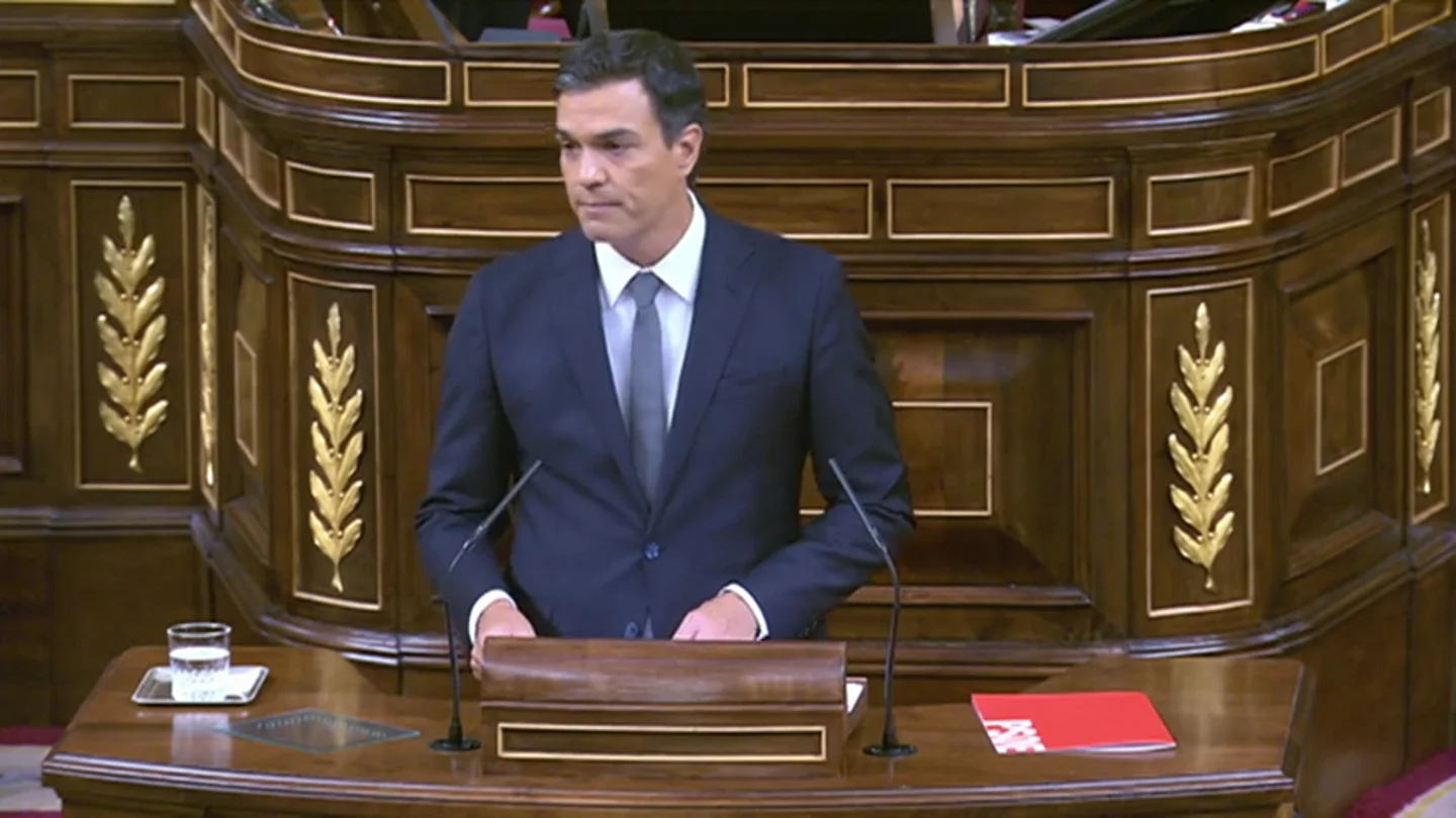 Pedro Sánchez en la sesión de investidura Pedro Sánchez en la sesión de investidura
