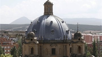 Exterior del Monumento a los Caídos, en Pamplona