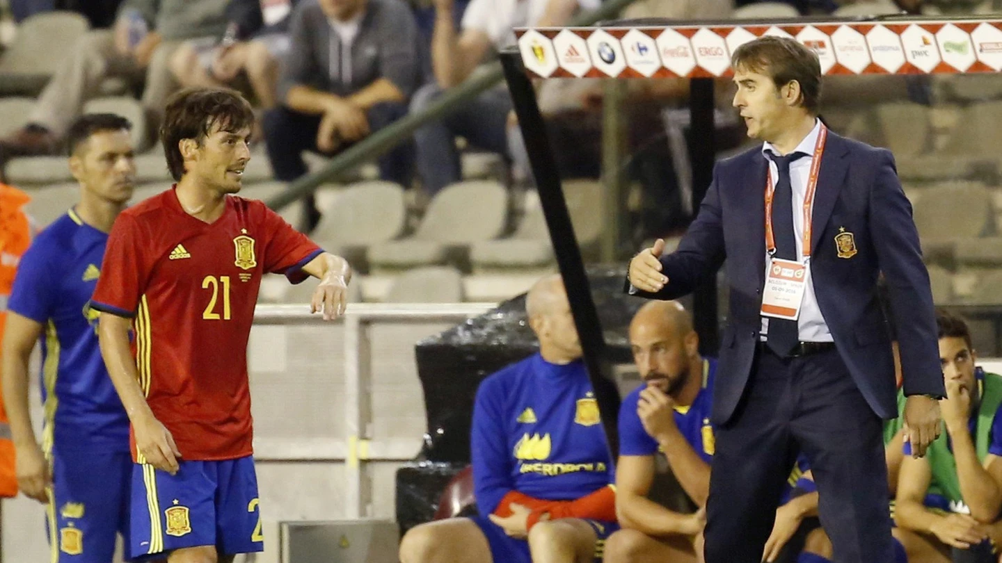 Julen Lopetegui, junto a David Silva Julen Lopetegui, junto a David Silva