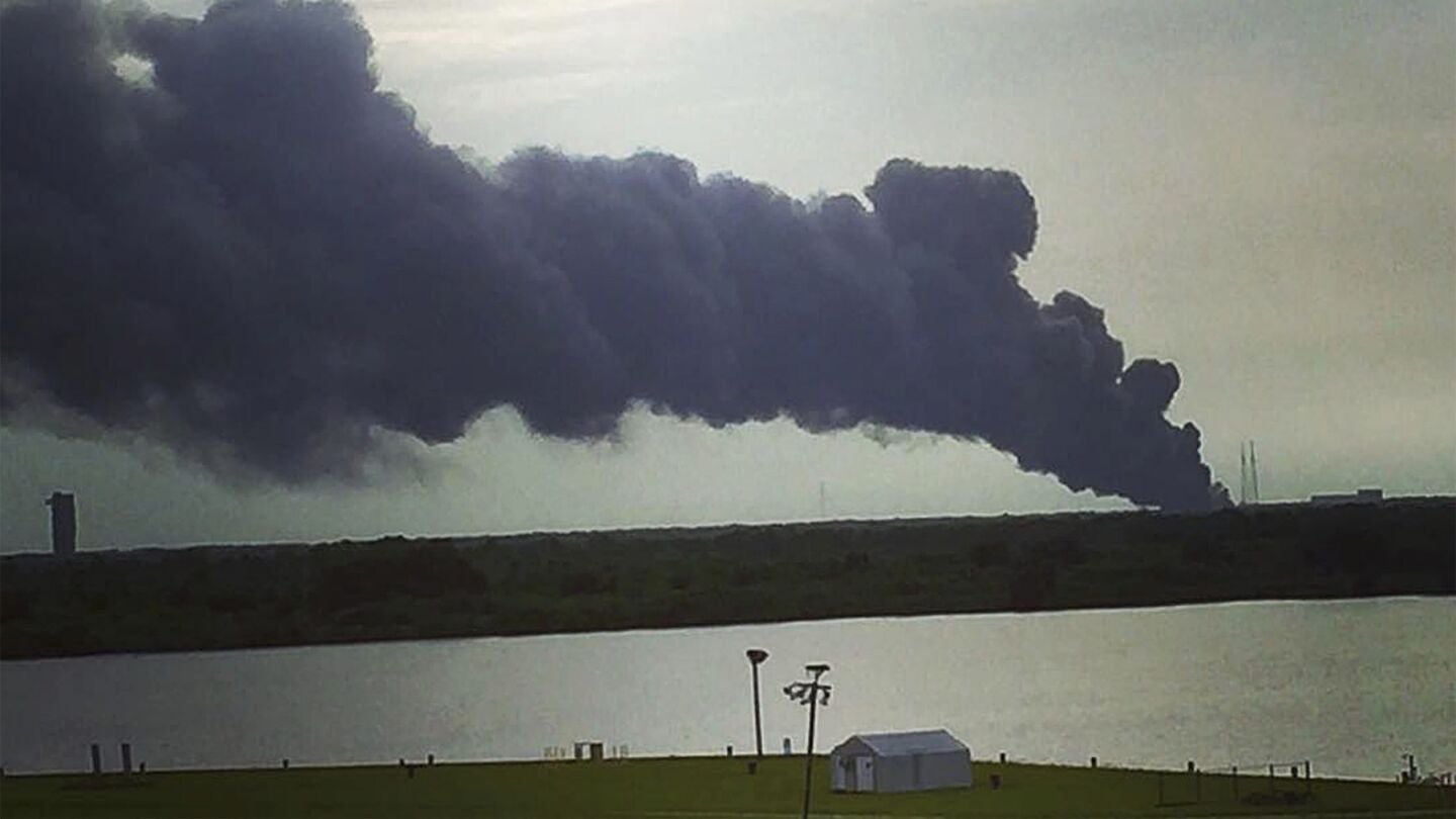 Explosi&oacute;n en Cabo Ca&ntilde;averal