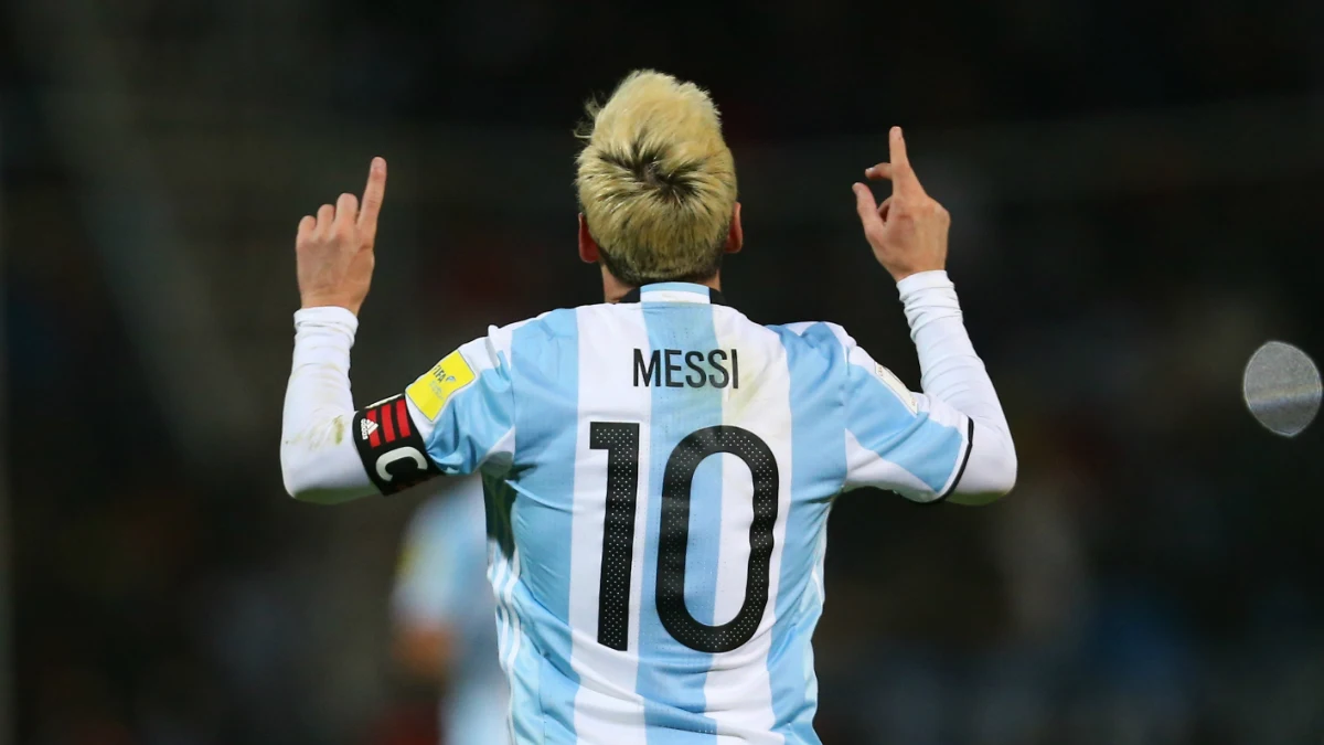 Messi celebra un gol con Argentina