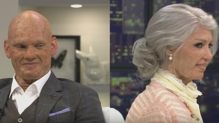 Sneijder y su mujer aparentando tener 90 años. Sneijder y su mujer aparentando tener 90 años.