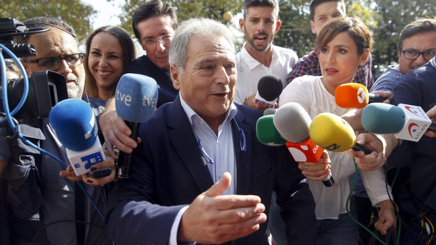 Alfonso Rus a su llegada al juzgado para declarar como imputado en una de las piezas separadas del caso Imelsa.