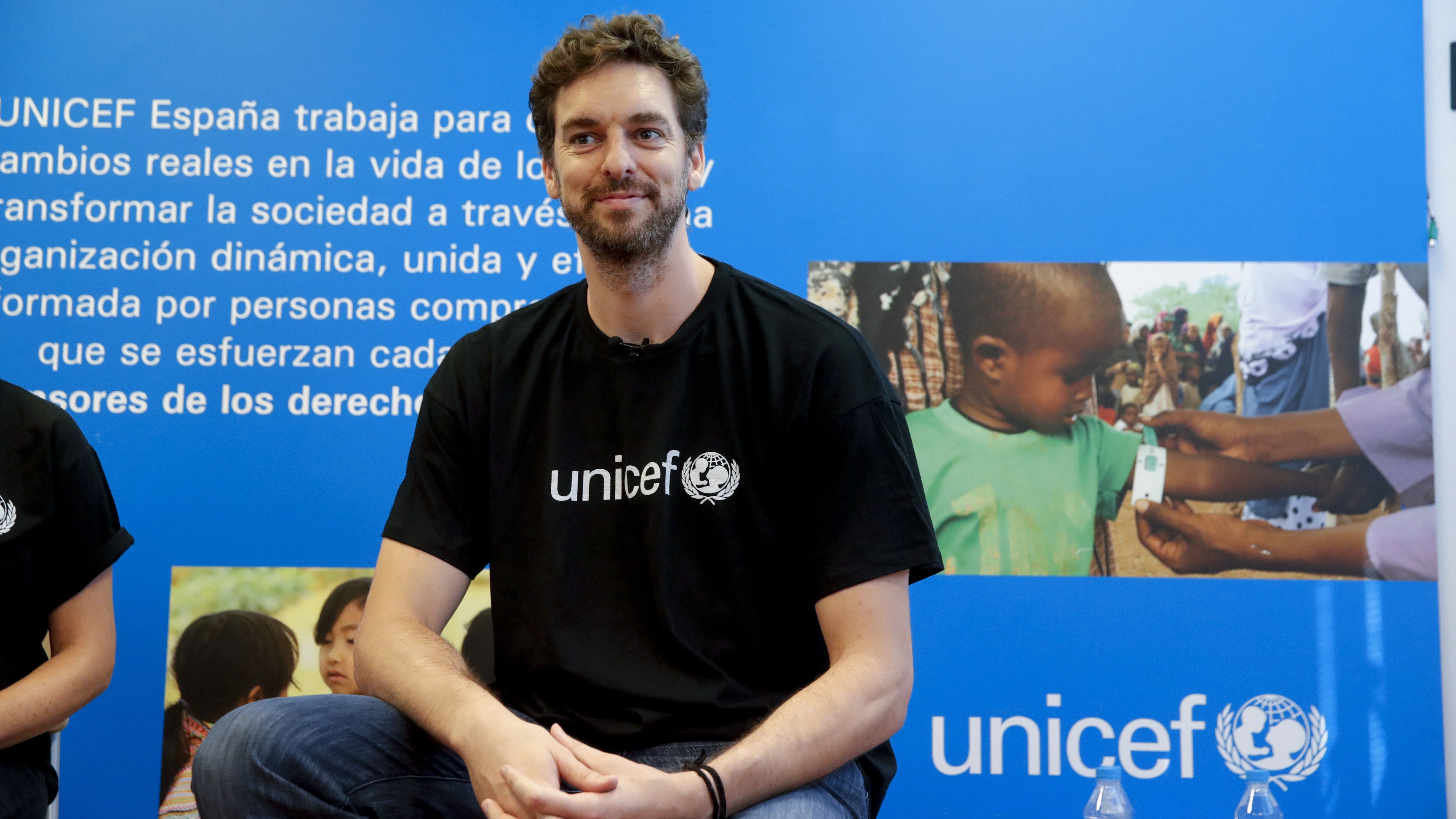 Pau Gasol muestra su lado más humano con Unicef Pau Gasol muestra su lado más humano con Unicef