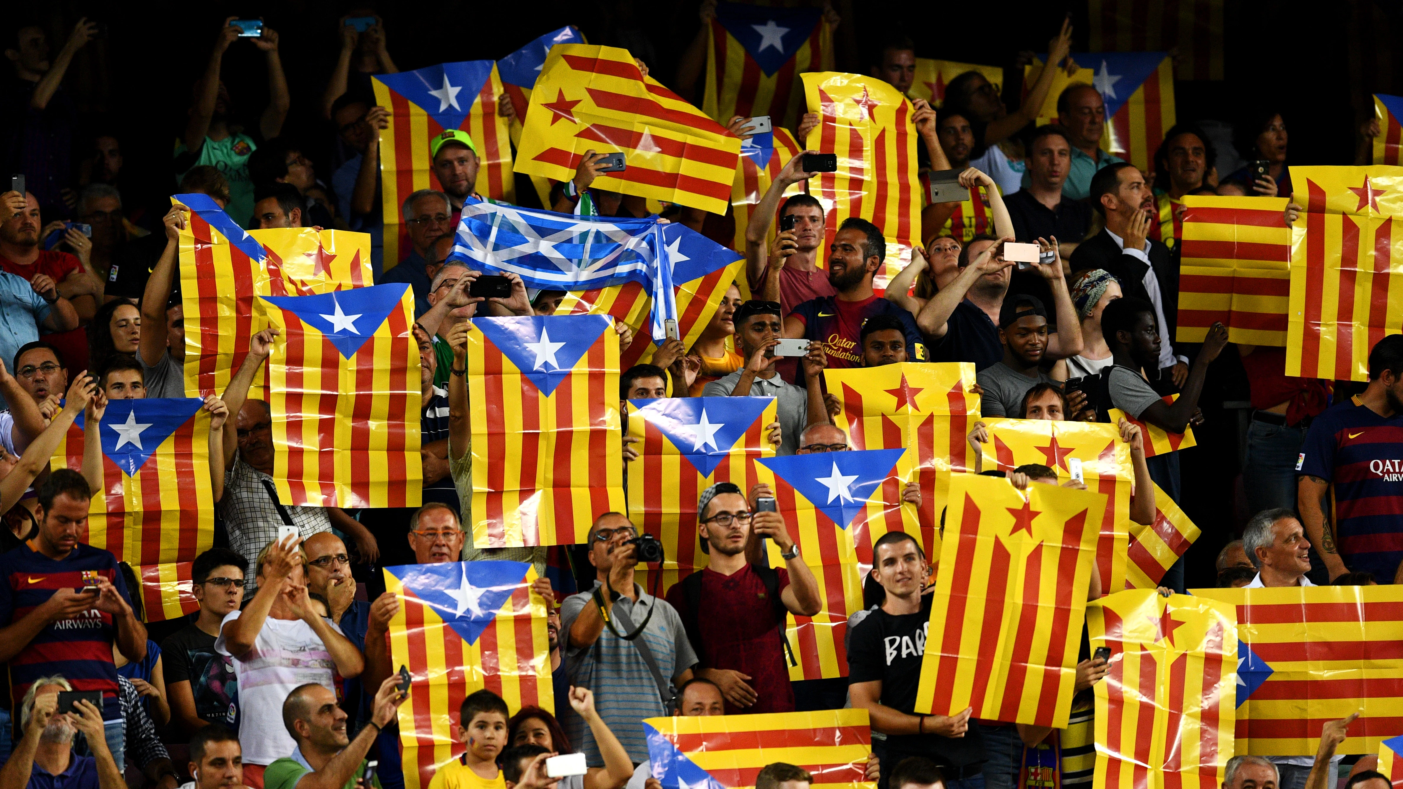 Las esteladas, presentes en el Camp Nou