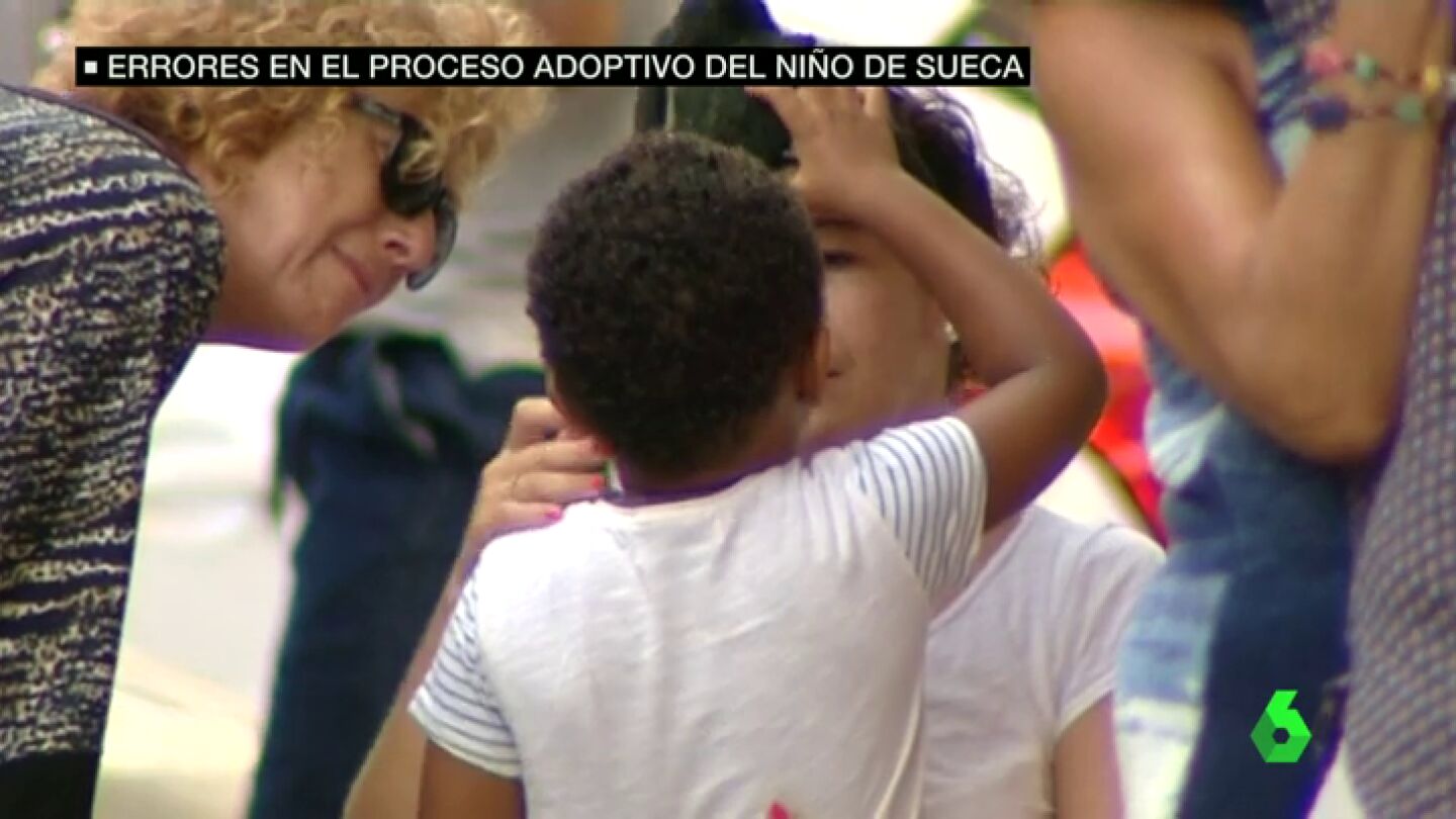 Frame 15.190743 de: Dolor innecesario del menor, entrega entre gritos... los errores en el proceso adoptivo del ni&ntilde;o de Sueca