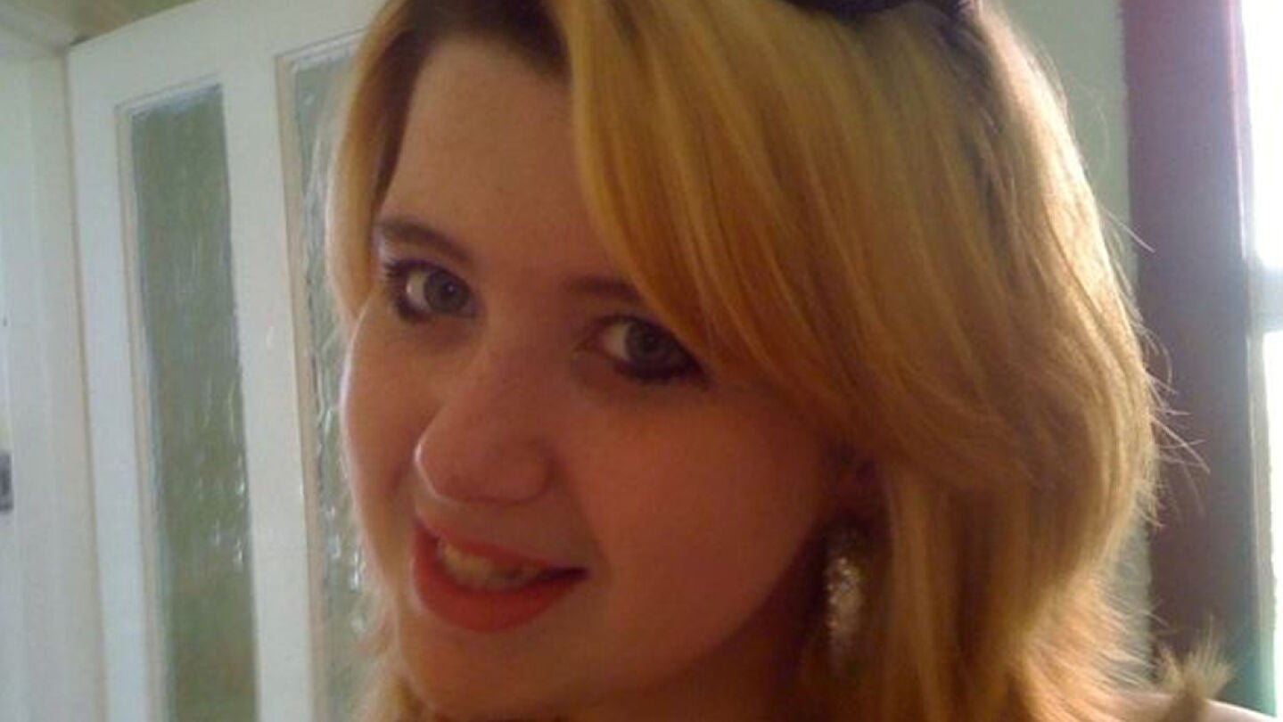 Emma Burt en su adolescencia