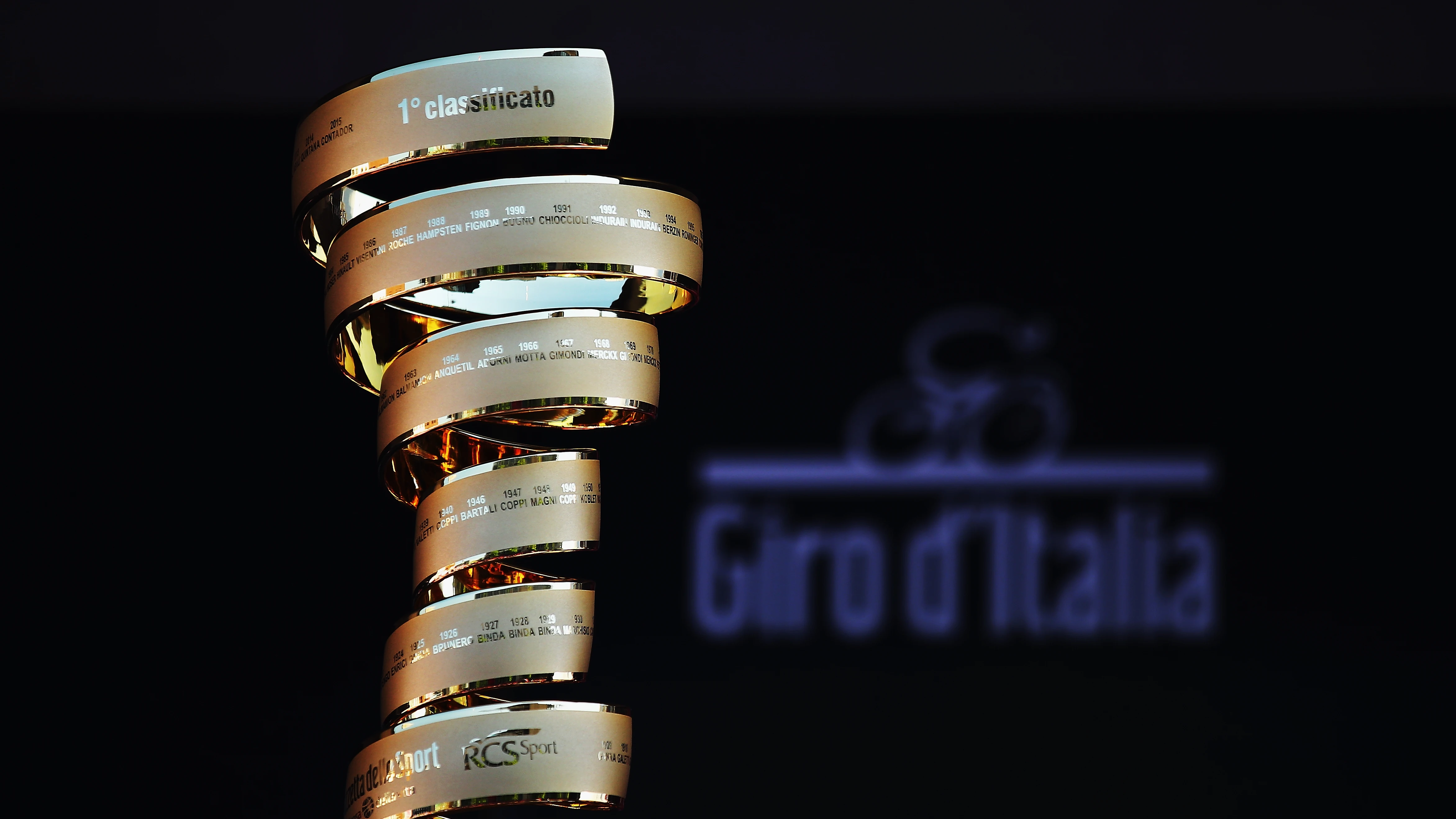El trofeo del Giro de Italia.