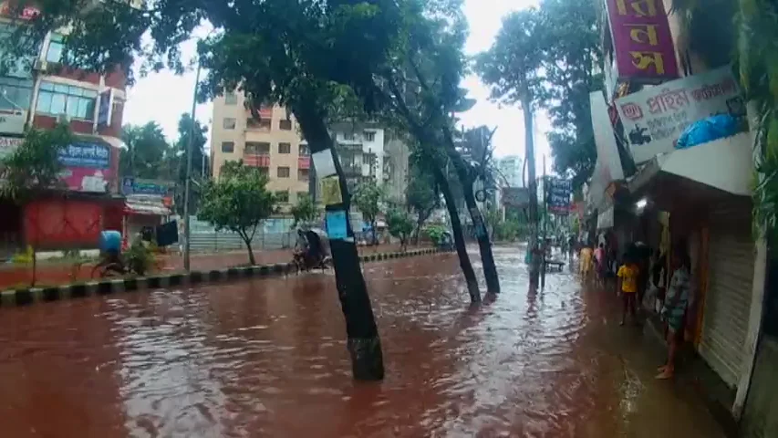 Frame 0.0 de: La Fiesta del Sacrificio tiñe los ríos de rojo en Bangladesh