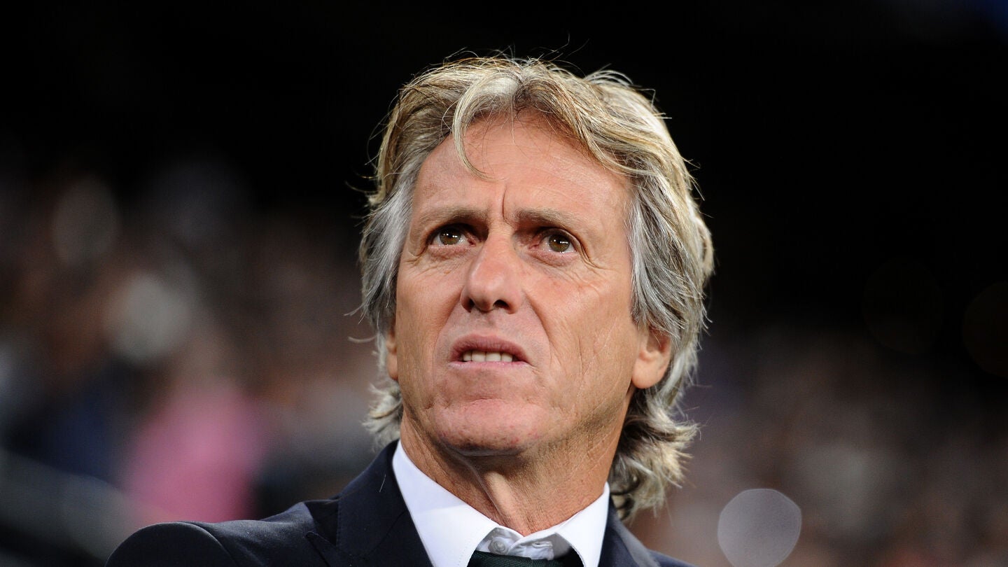 Jorge Jes&uacute;s dirigiendo al Sporting de Portugal en el Bernab&eacute;u.