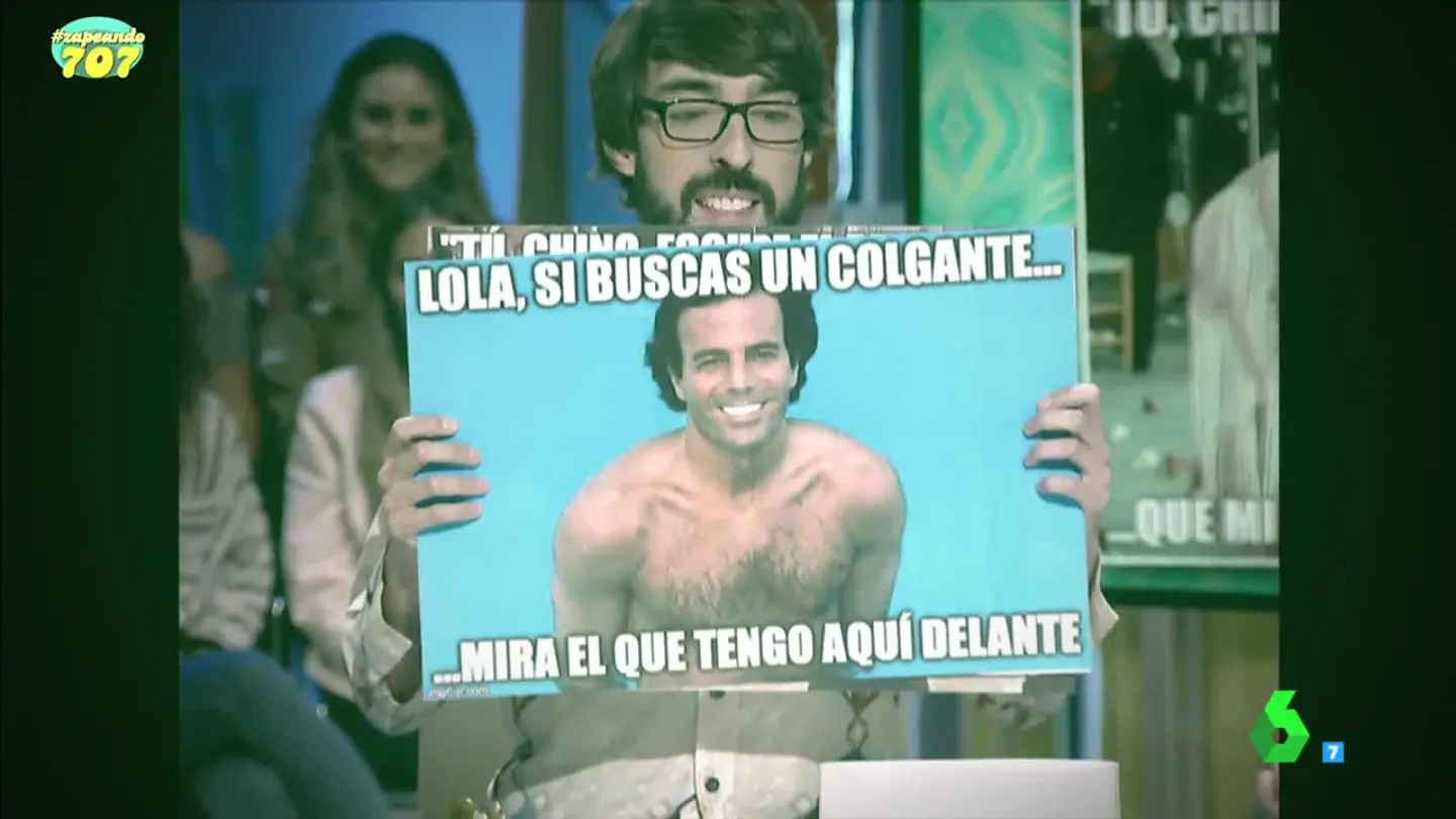 Quique Peinado realiza unos chistes Quique Peinado realiza unos chistes