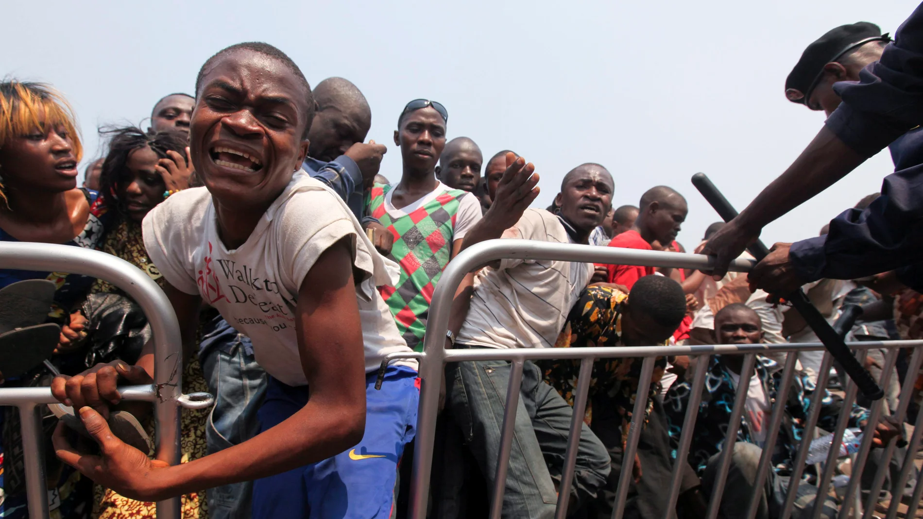Choques entre policía y manifestantes en nueva jornada de protestas en la RDC
