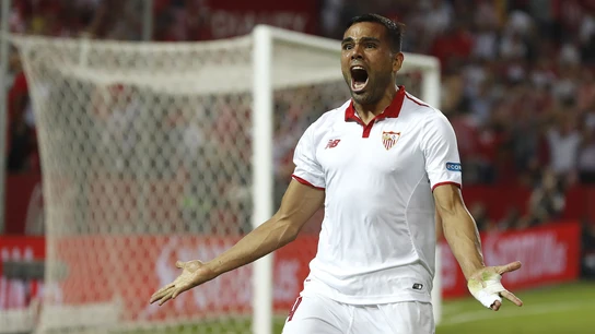 Mercado celebra su gol contra el Betis Mercado celebra su gol contra el Betis