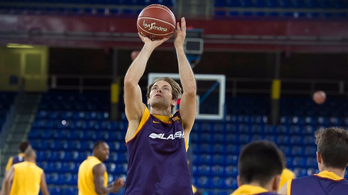 Koponen en un entrenamiento con el Barça.