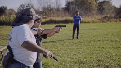 Las armas, en Enviado especial