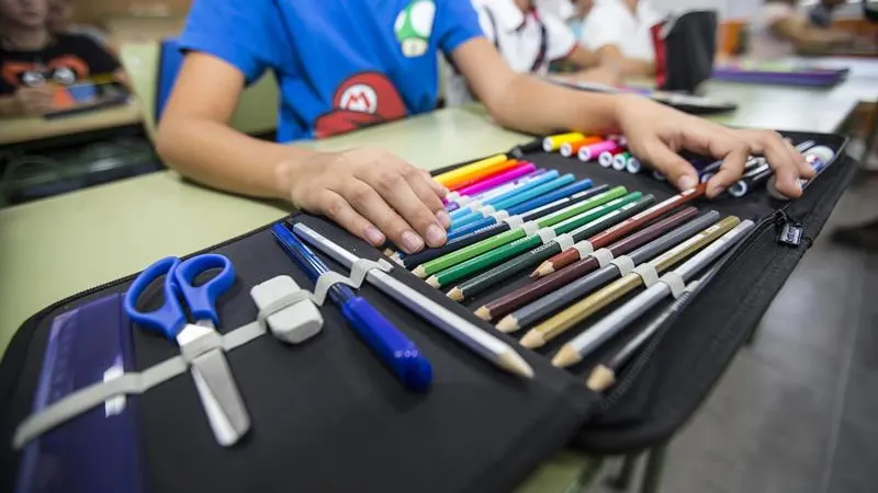 Detalle del estuche de un niño