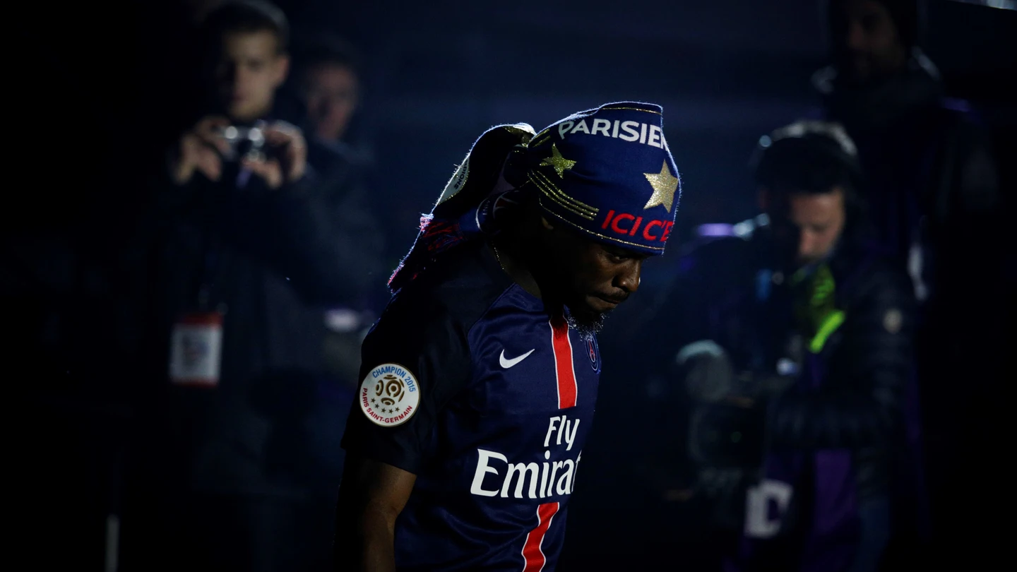 Serge Aurier, lateral izquierdo del PSG Serge Aurier, lateral izquierdo del PSG