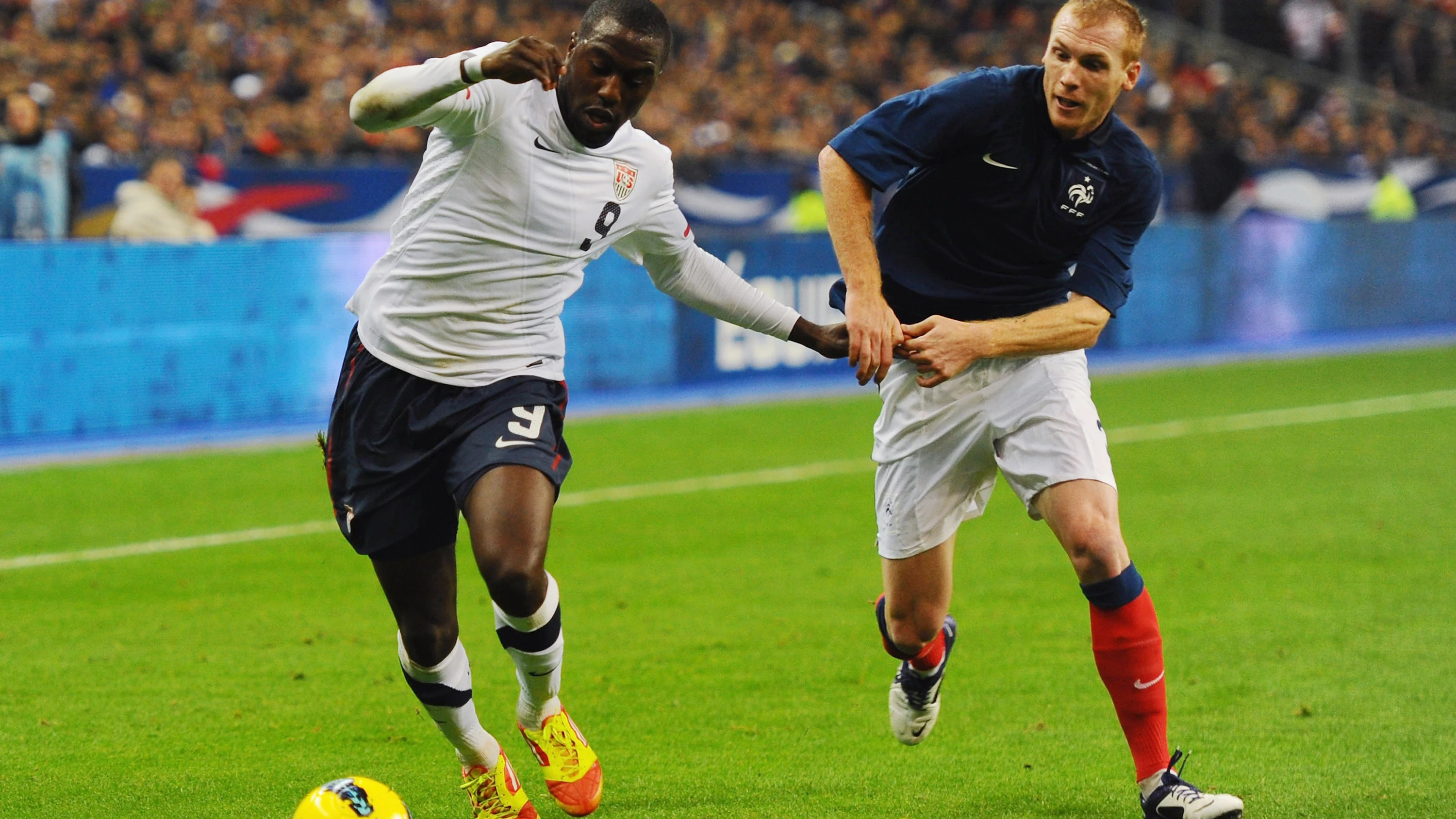 J&eacute;r&eacute;my Mathieu, en un partido de la selecci&oacute;n francesa