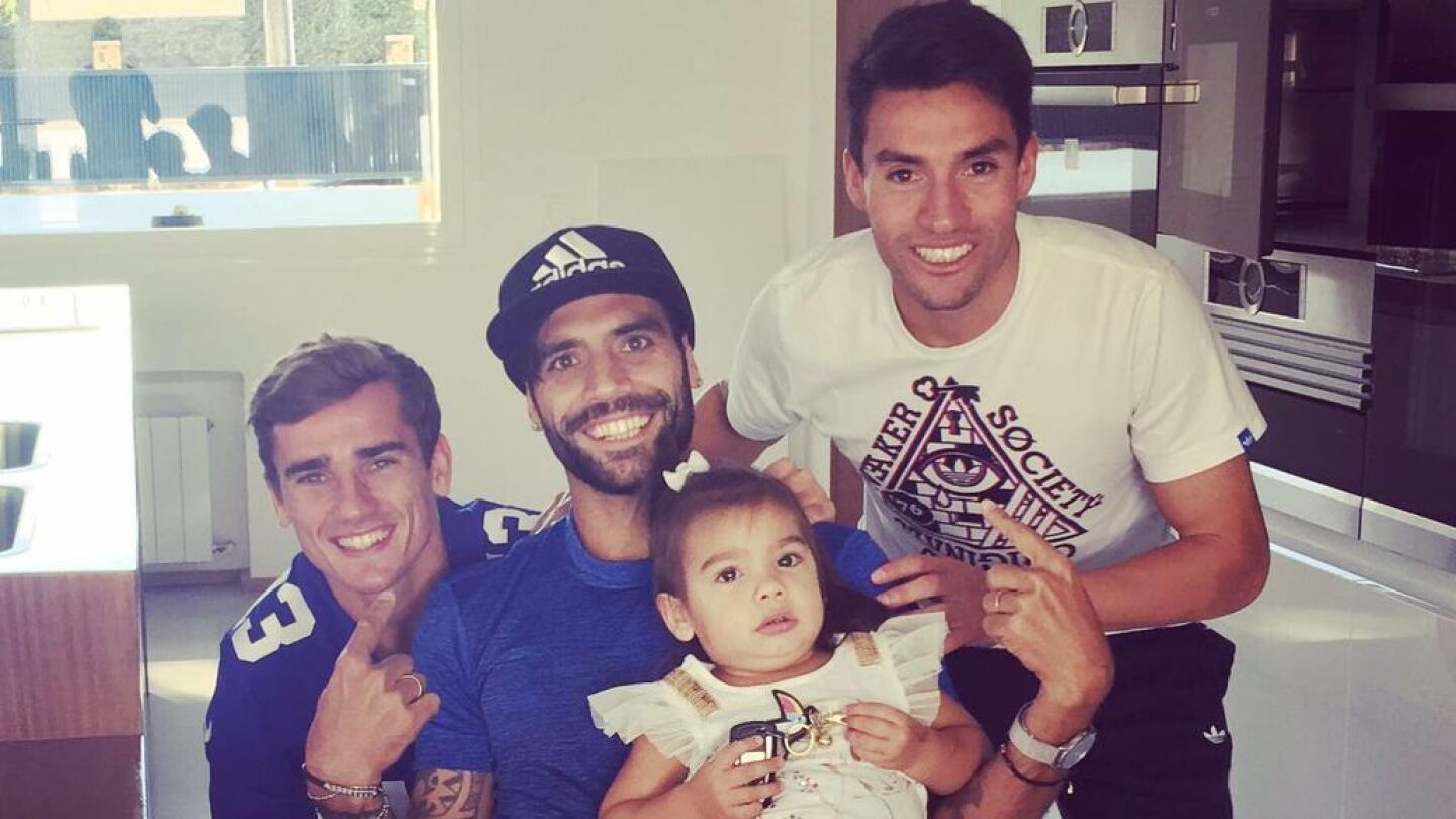 Augusto public&oacute; una foto junto a sus compa&ntilde;eros Griezmann y Gait&aacute;n