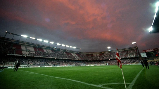 El Vicente Calderón, una noche de septiembre de 1999 El Vicente Calderón, una noche de septiembre de 1999