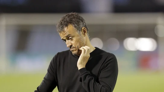 Luis Enrique, pensativo Luis Enrique, pensativo