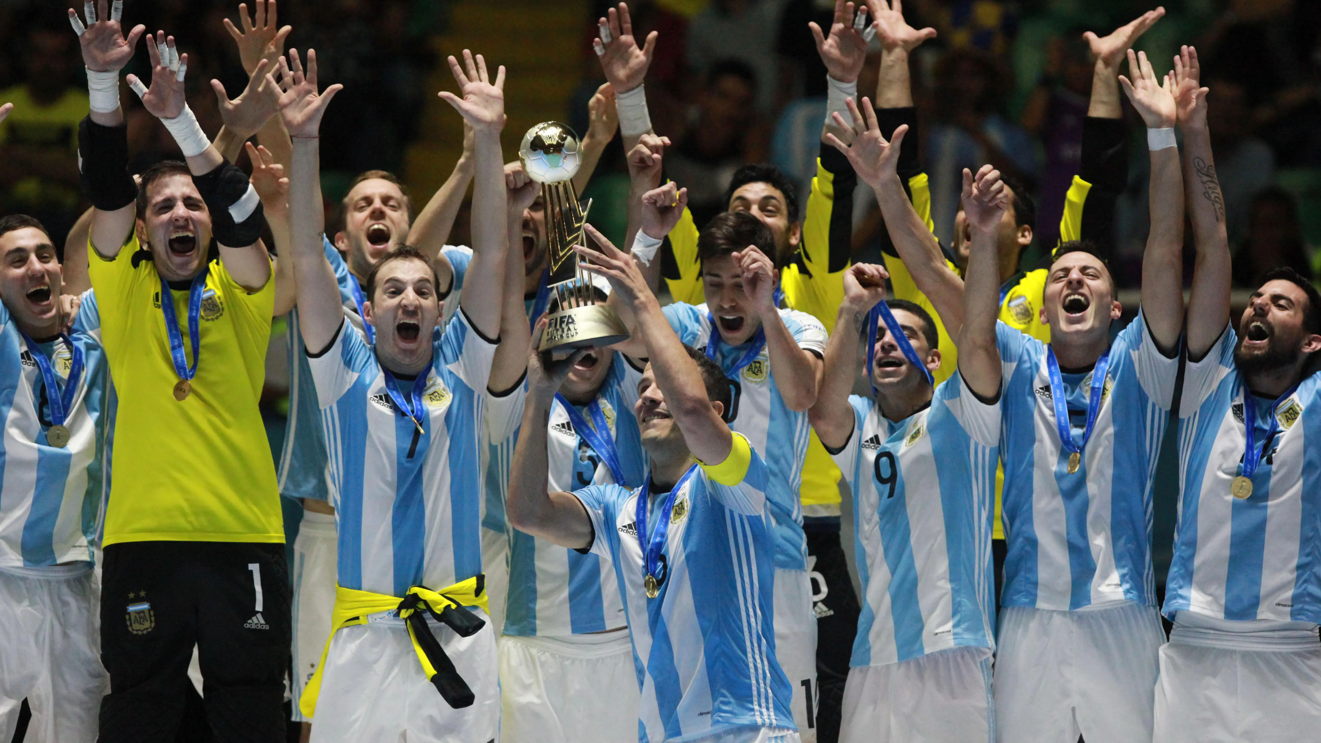 Argentina celebra la victoria en el Mundial de Fútbol Sala Argentina celebra la victoria en el Mundial de Fútbol Sala